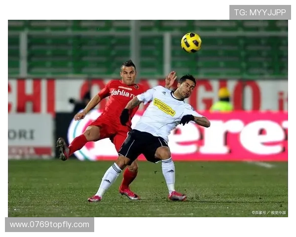 郭导中场鼓劲勇敢进攻取胜士气